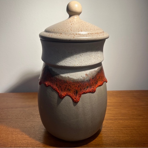 Vintage 1970s Laurentian Lava Drip Glaze Canister Large Jar Brutalist Pottery - Picture 12 of 15